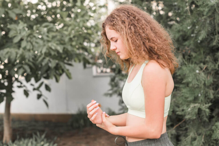 How to Balance Women’s Hormones Naturally with Simple Steps